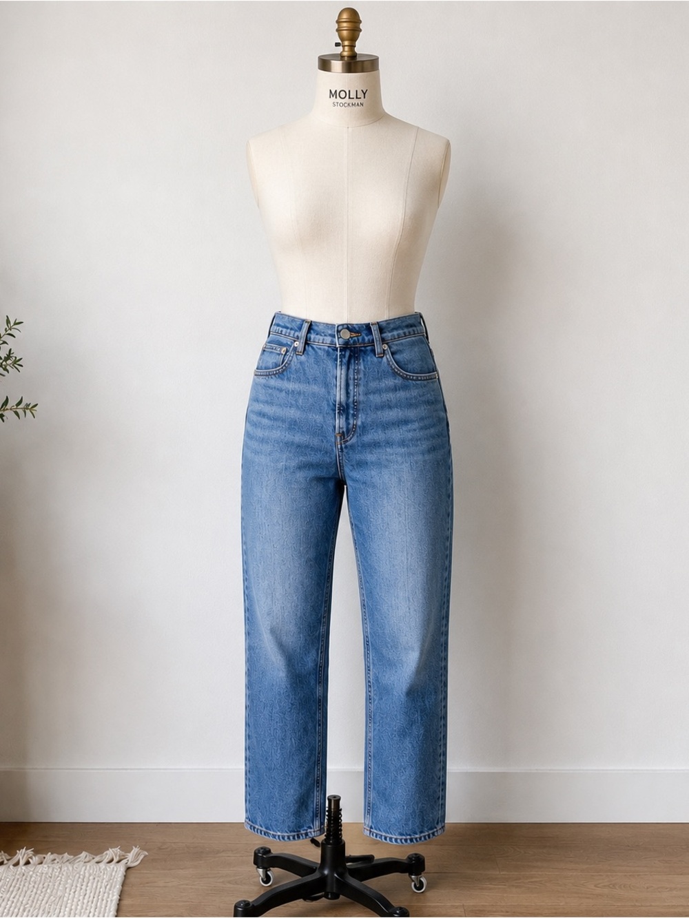 Everlane Straight Leg Jeans in Medium Blue